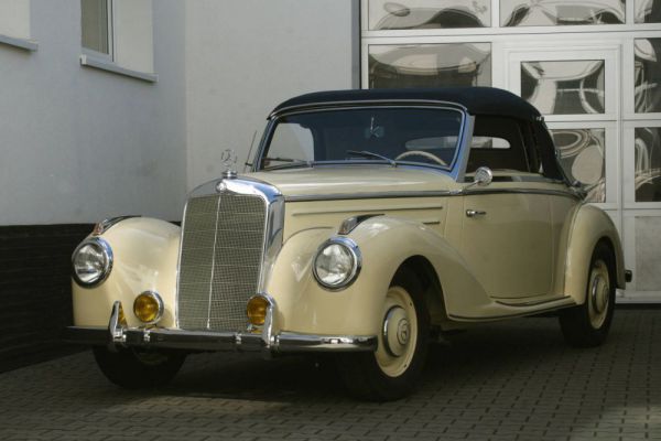 Mercedes-Benz 220 Cabriolet A 1952