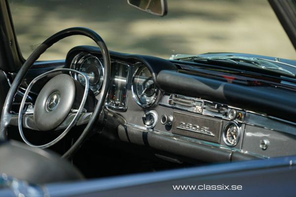 Mercedes-Benz 280 SL 1970 13327