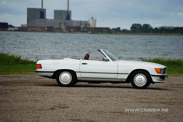 Mercedes-Benz 500 SL 1985 13474