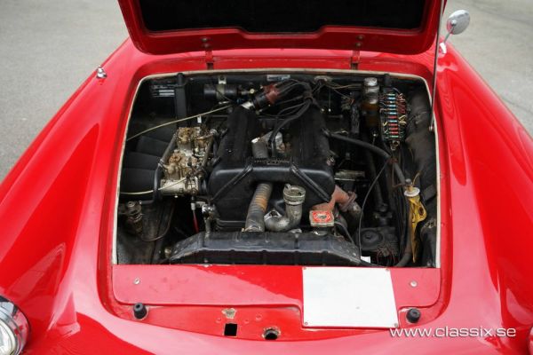 Alfa Romeo 2000 Spider 1958 121612