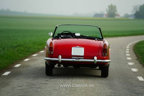 Alfa Romeo 2000 Spider 1958 121625