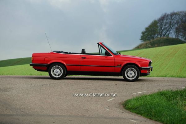 BMW 325i 1990 121633