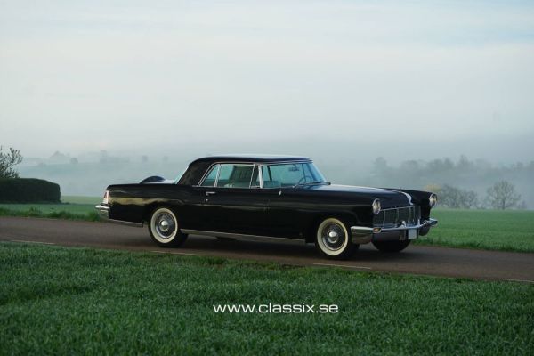 Lincoln Continental Mark II 1956
