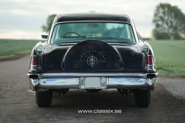 Lincoln Continental Mark II 1956 121642