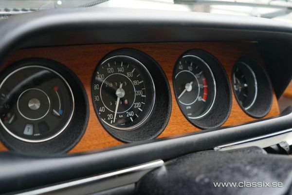 BMW 3.0 CSi 1972 121664