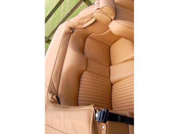 Aston Martin V8 Volante 1982 64571