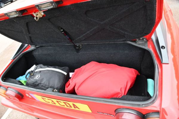 Ferrari Mondial T 1990 124657