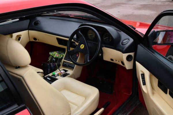 Ferrari Mondial T 1990 124658