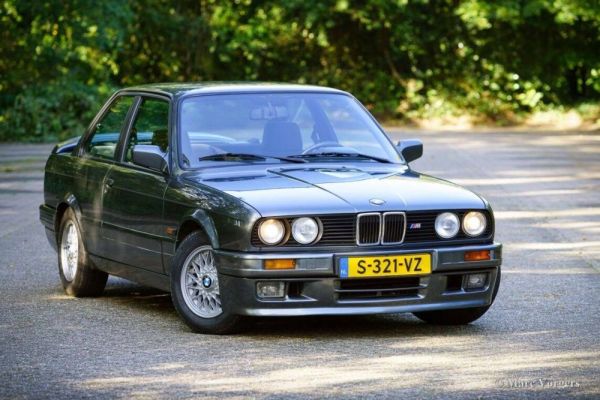 BMW 320is 1988 116922
