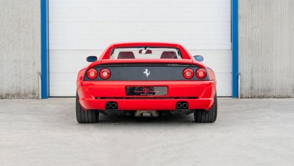 Ferrari F 355 Berlinetta 1996 124886