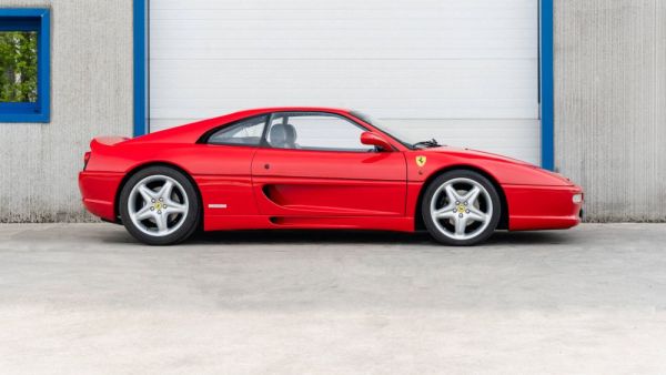 Ferrari F 355 Berlinetta 1996 124888