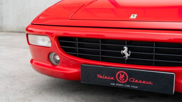 Ferrari F 355 Berlinetta 1996 124893