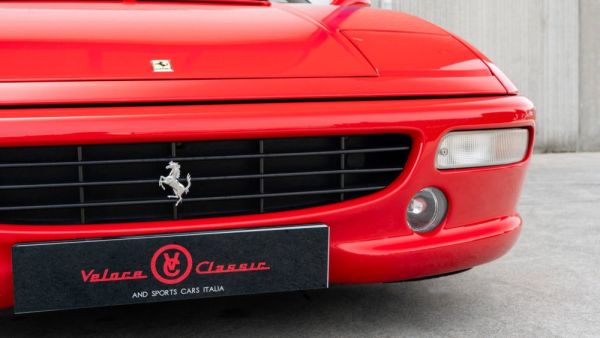Ferrari F 355 Berlinetta 1996 124894