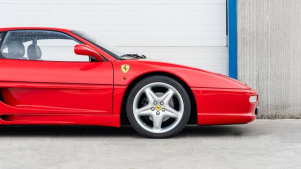Ferrari F 355 Berlinetta 1996 124899