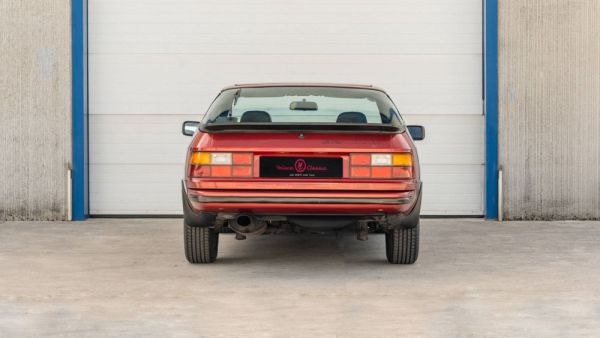 Porsche 924 Turbo 1982 124936