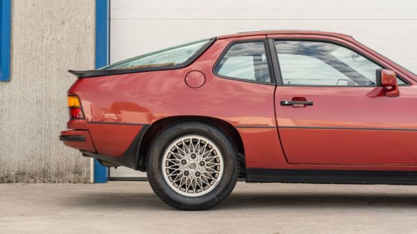 Porsche 924 Turbo 1982 124943