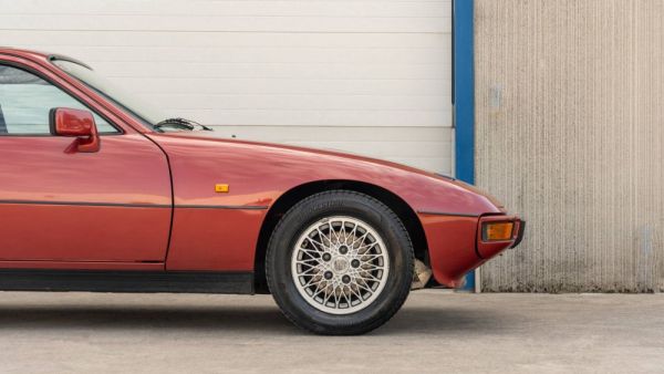 Porsche 924 Turbo 1982 124944