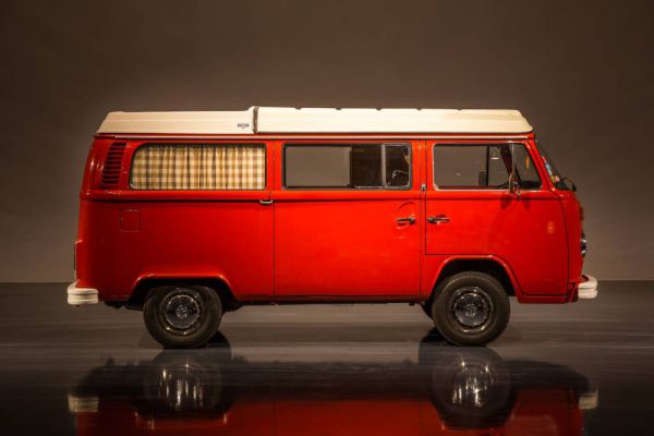 Volkswagen T2b Westfalia 1973 9614
