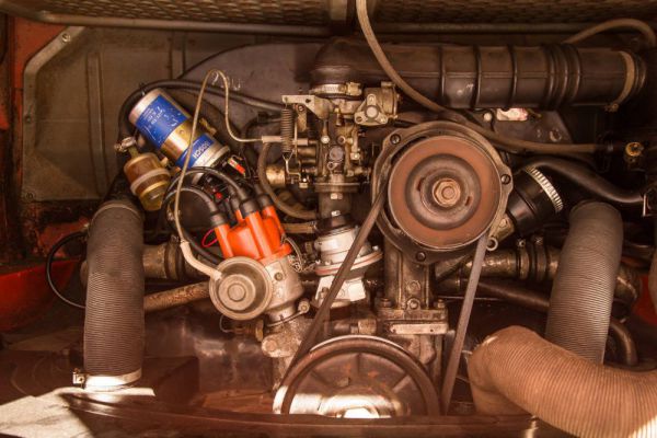 Volkswagen T2b Westfalia 1973 9617