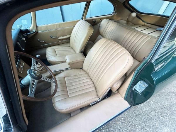 Jaguar E-Type 4.2 1967 127292