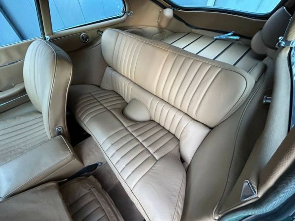 Jaguar E-Type 4.2 1967 127293