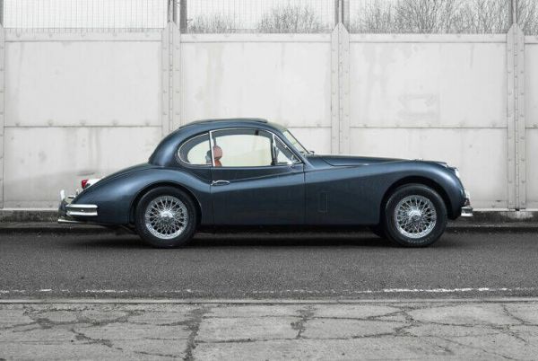 Jaguar XK 120 SE FHC 1953 8066