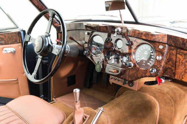 Jaguar XK 120 SE FHC 1953 8072