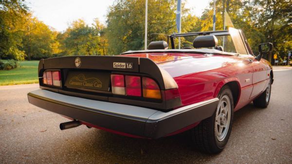Alfa Romeo 1.6 Spider 1989 67152