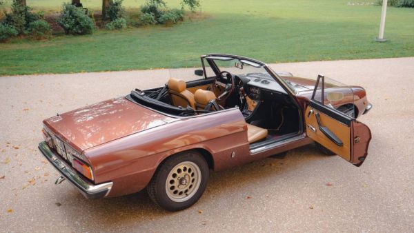 Alfa Romeo Spider Veloce 2000 1980 101829