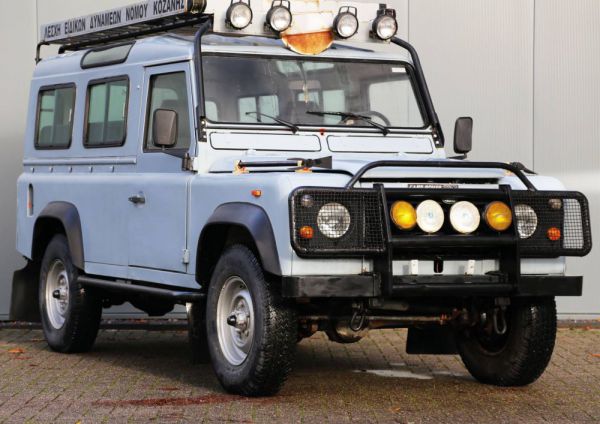 Land Rover Defender 110 1992 6428