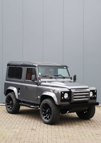 Land Rover Defender 90 1991 114513