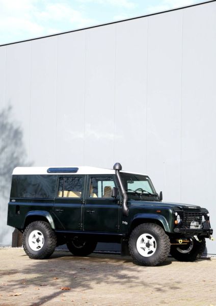 Land Rover Defender 110 2000 114544