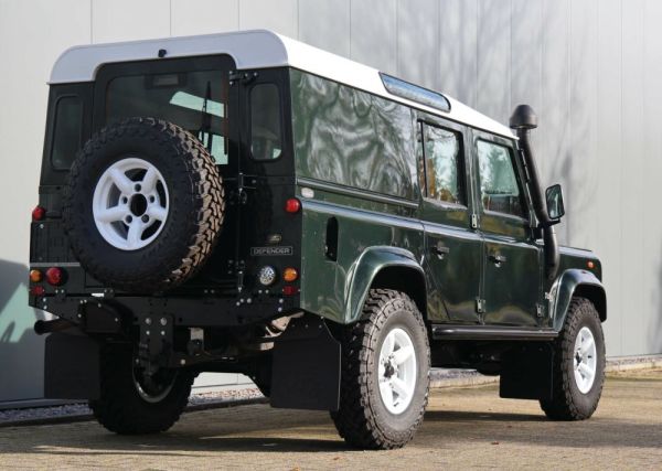 Land Rover Defender 110 2000 114547