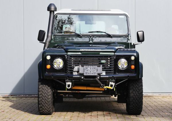 Land Rover Defender 110 2000 114555