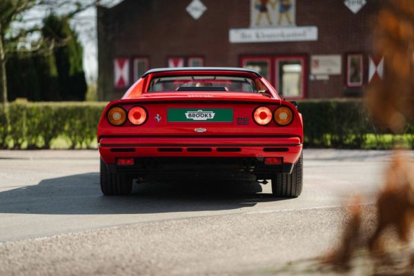 Ferrari 208 GTB Turbo 1987 117021