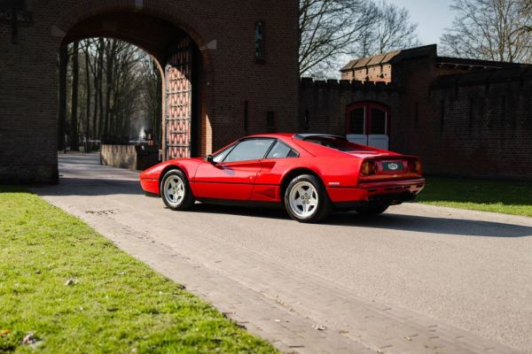 Ferrari 208 GTB Turbo 1987 117022