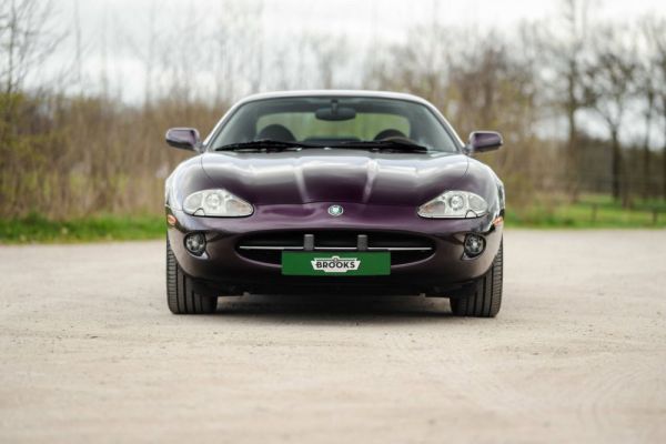 Jaguar XK8 4.0 1999 119153