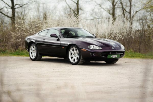 Jaguar XK8 4.0 1999 119154