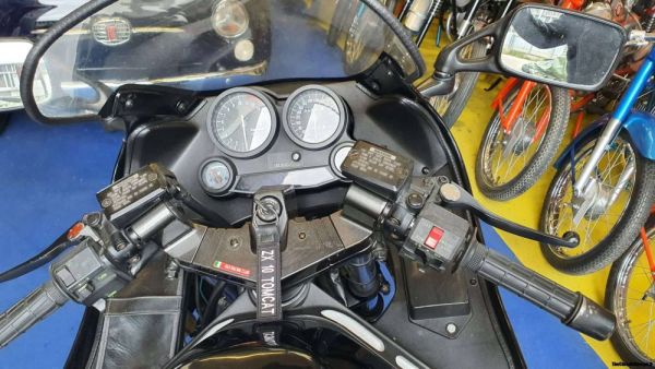 Kawasaki ZX-10 1989 114991