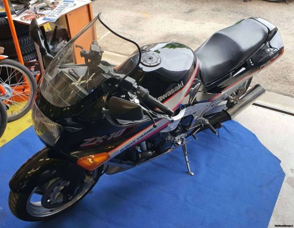 Kawasaki ZX-10 1989 114995