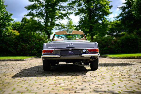Mercedes-Benz 280 SL 1969 3790