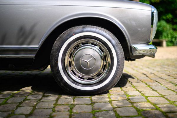 Mercedes-Benz 280 SL 1969 3794