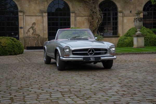 Mercedes-Benz 250 SL 1968 124814
