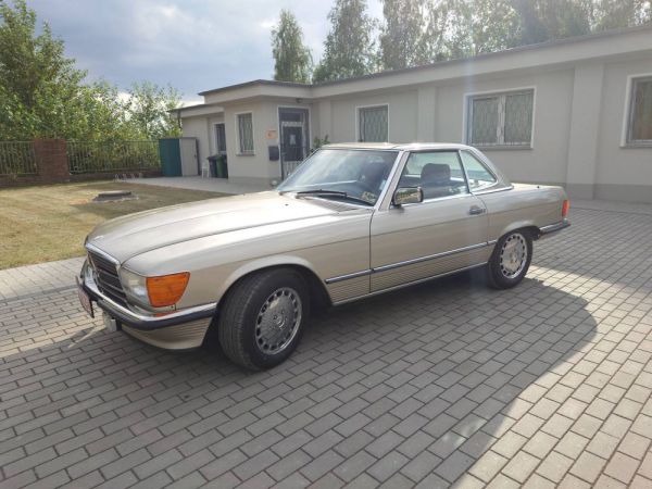 Mercedes-Benz 560 SL 1988 4908