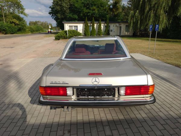 Mercedes-Benz 560 SL 1988 4914