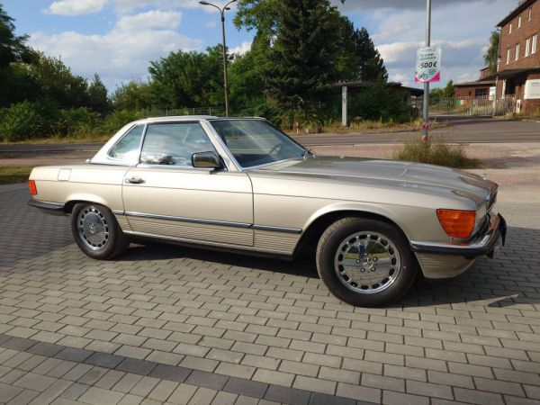 Mercedes-Benz 560 SL 1988 4918