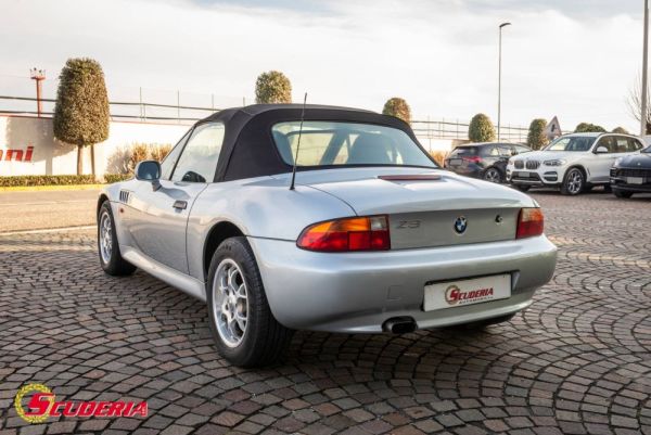 BMW Z3 1.9 1999 120123