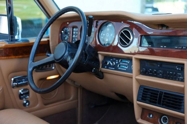 Rolls-Royce Corniche I 1984 2368