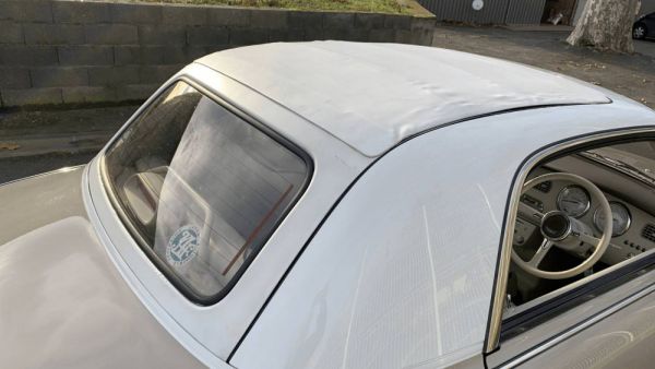 Nissan Figaro 1991 1793