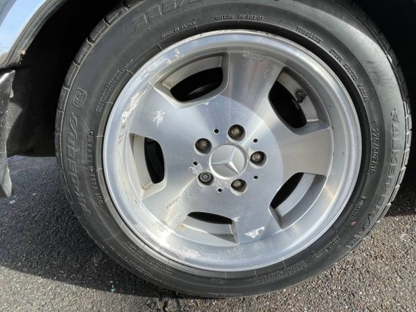 Mercedes-Benz 560 SEC 1988 89104